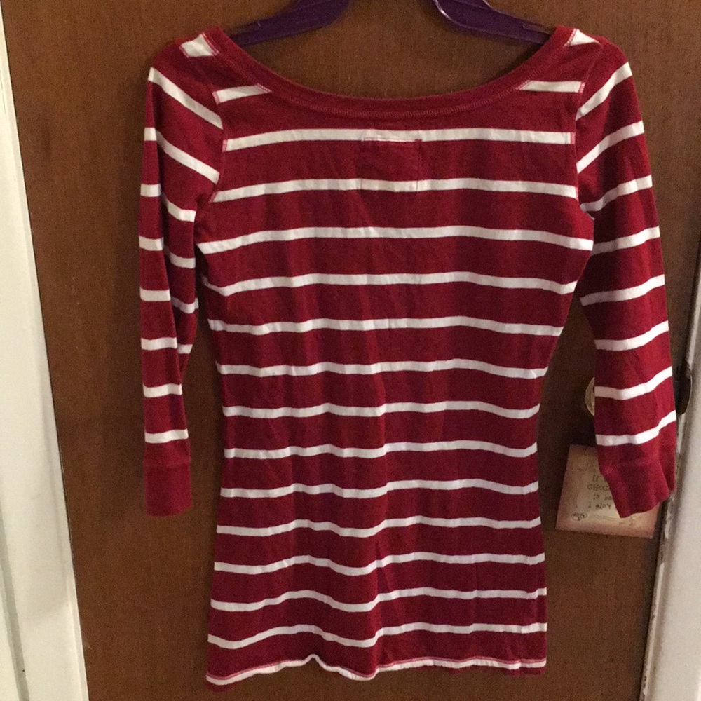 🥳Price drop 🎉Hollister shirt - Picture 4 of 4